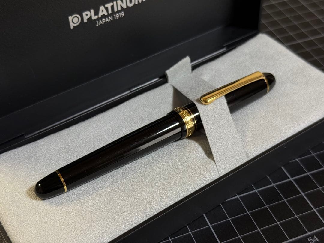 PLATINUM 万年筆 3776 センチュリー　SF