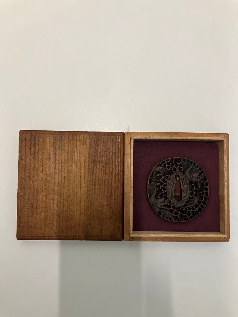 武具 刀 鉄鍔 透かし鍔 江戸時代 無銘 日本刀 刀装具 骨董品 美品 鐔