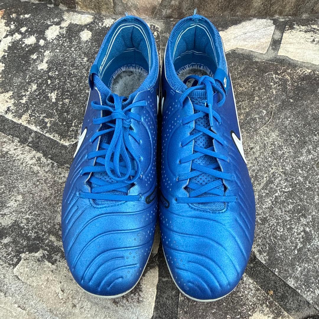 NIKE TIEMPO レジェンド　FG