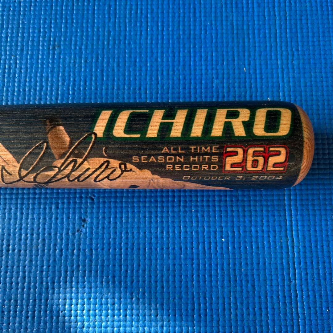 殿堂入り記念 イチロー 2004年262最多安打記録 レプリカバット