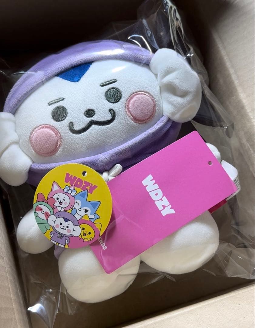 ITZY WDZY リュジン tuk ぬいぐるみLINE FRIENDS TUK