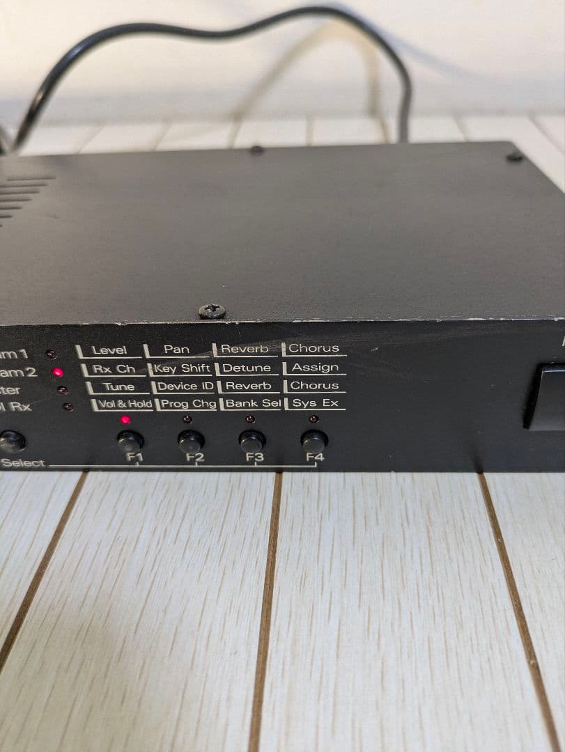 Roland String Ensemble M-SE1　取扱説明書付き