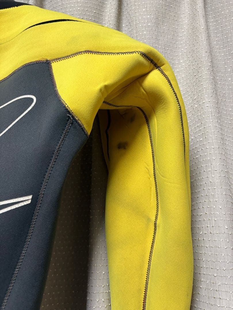 O'NEIL(オニール)ドライスーツ　rush セミドライ