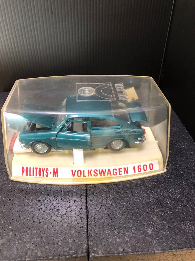 POLITOYS-M VOLKSWAGEN 1600 ミニカー