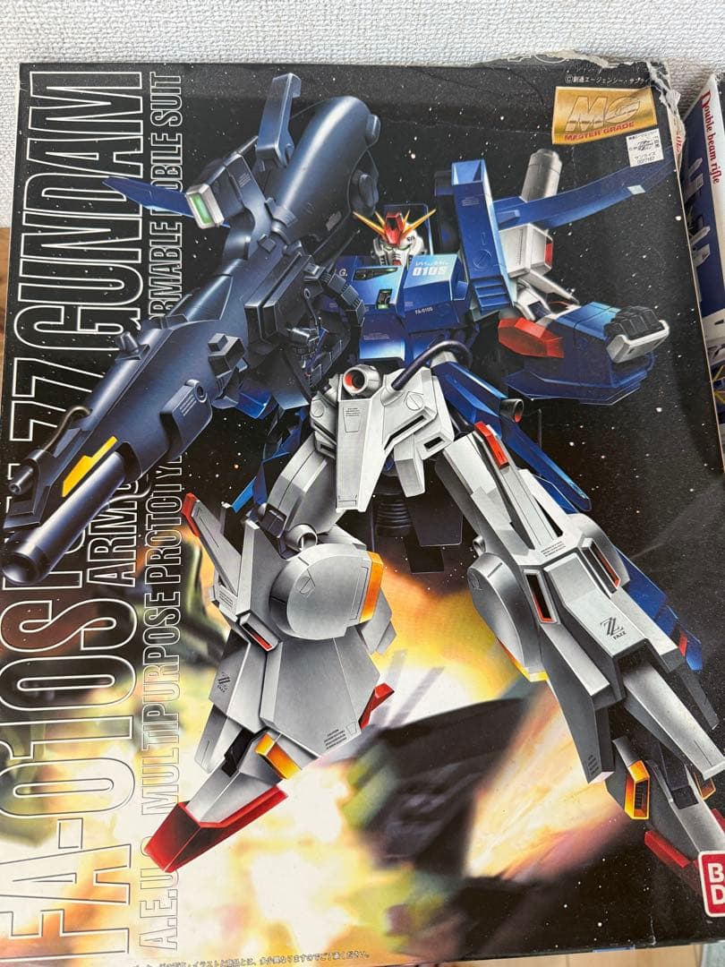 ガンプラセット MGフルアーマーZZガンダムと試作機FAZZ他