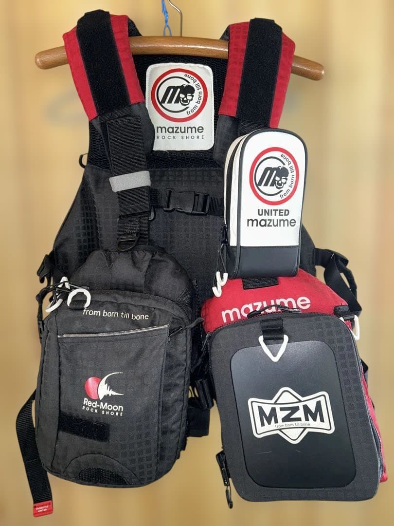 mazume レッドムーンライフジャケット ロックショアモデル