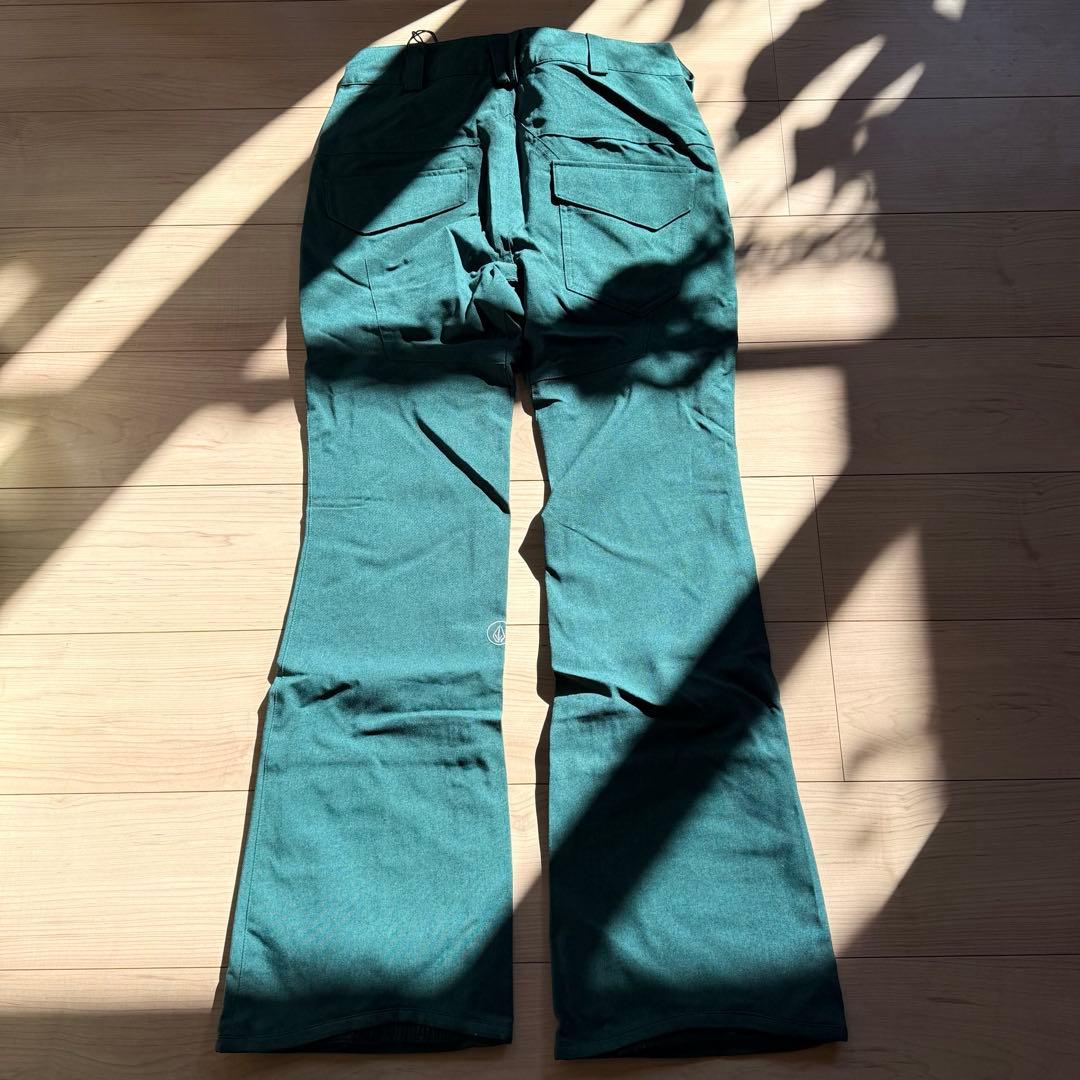 VOLCOM スノーボードパンツ　ウェア
