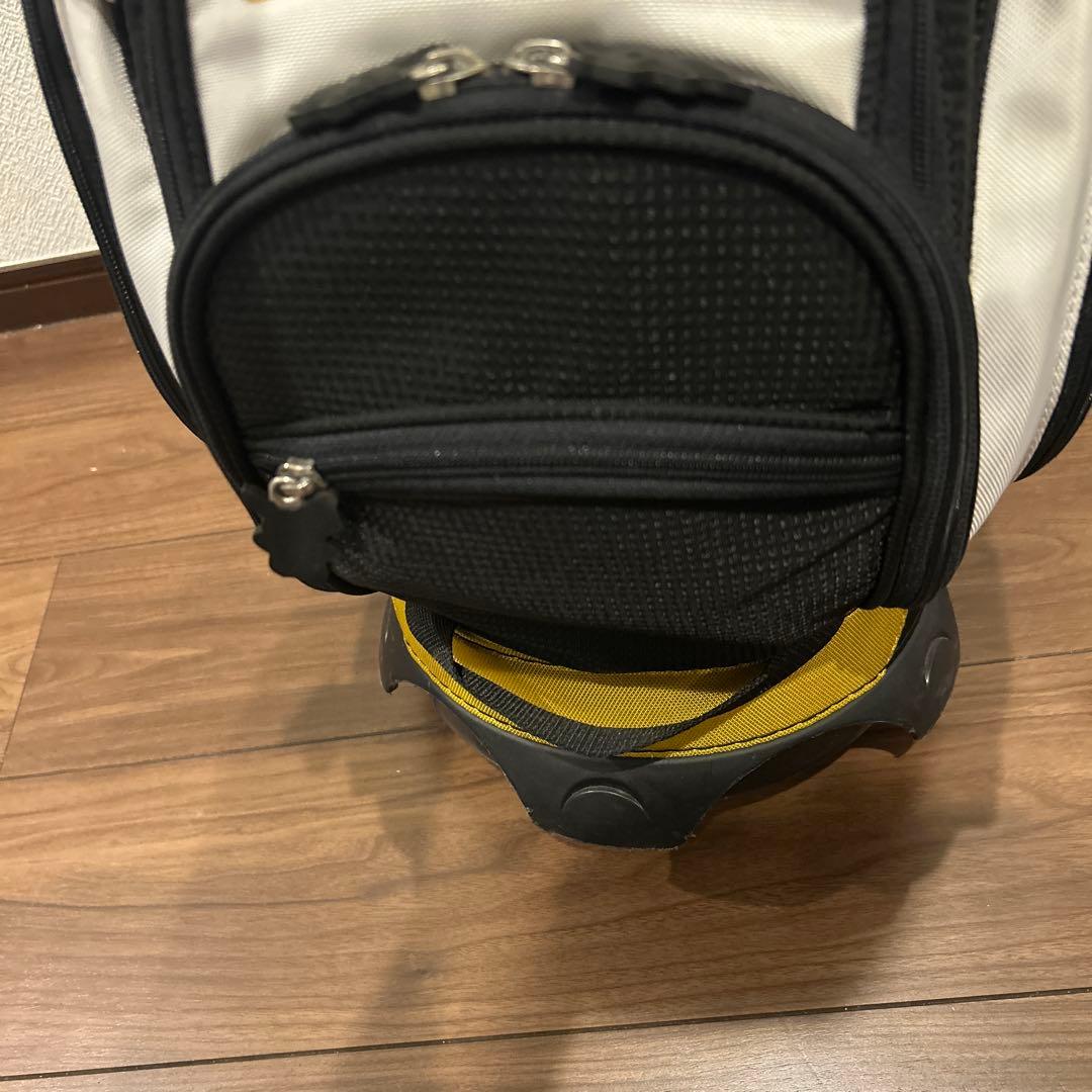 美品！超希少！即完売品　ピカチュウ　タイトリスト　数量限定キャディバッグ