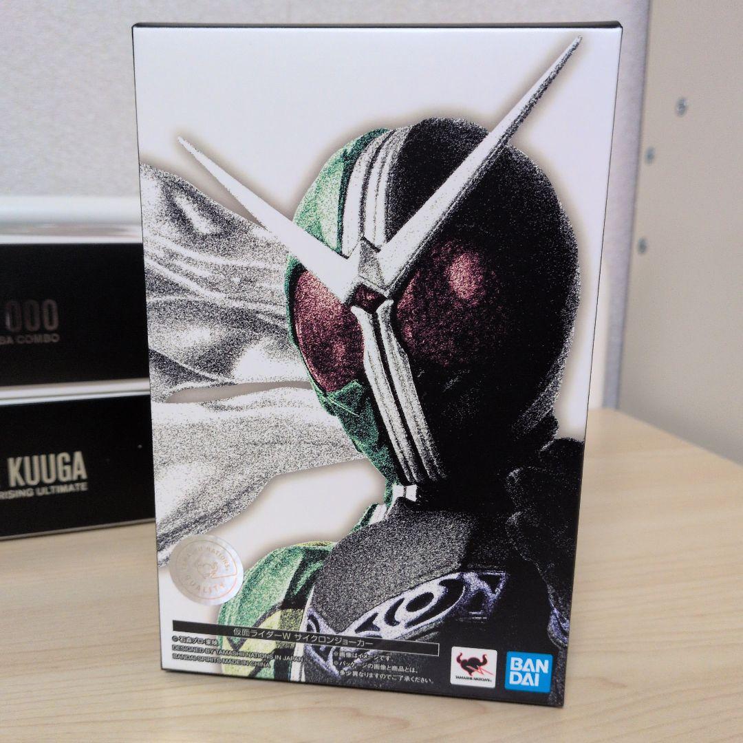 S.H.Figuarts（真骨彫製法）仮面ライダーW サイクロンジョーカー