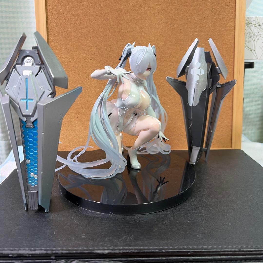 一番くじ　ニケ　NIKKE Chapter6 B賞　シンデレラ　フィギュア