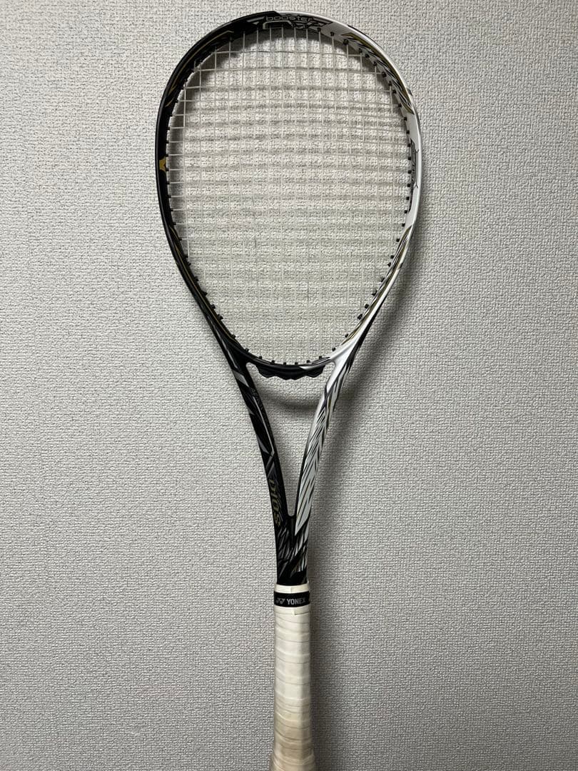 プロエクス テニスラケット ブラック/ホワイト