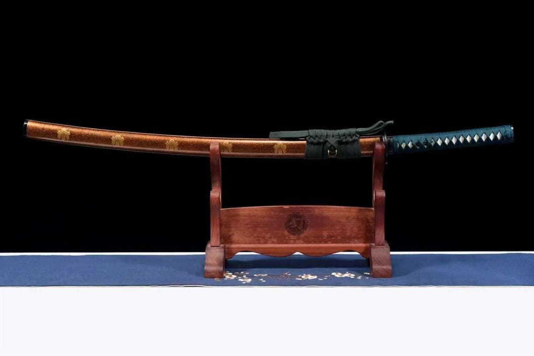 豊臣打刀 二尺三寸五分 甲伏鍛え 刀装具 模擬刀 日本刀 模造刀 鑑賞用 武具