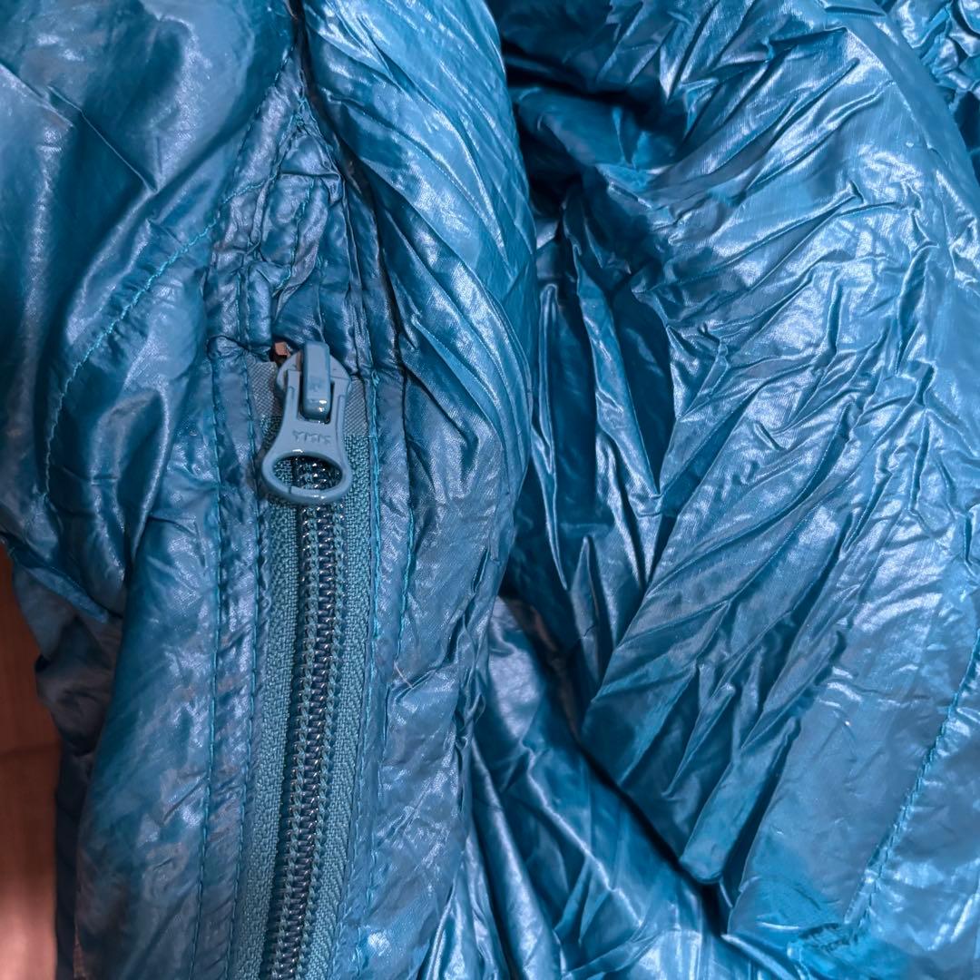 A*0様 モンベル　ダウンハガー#3 高品質800FP 超軽量・コンパクト 収納