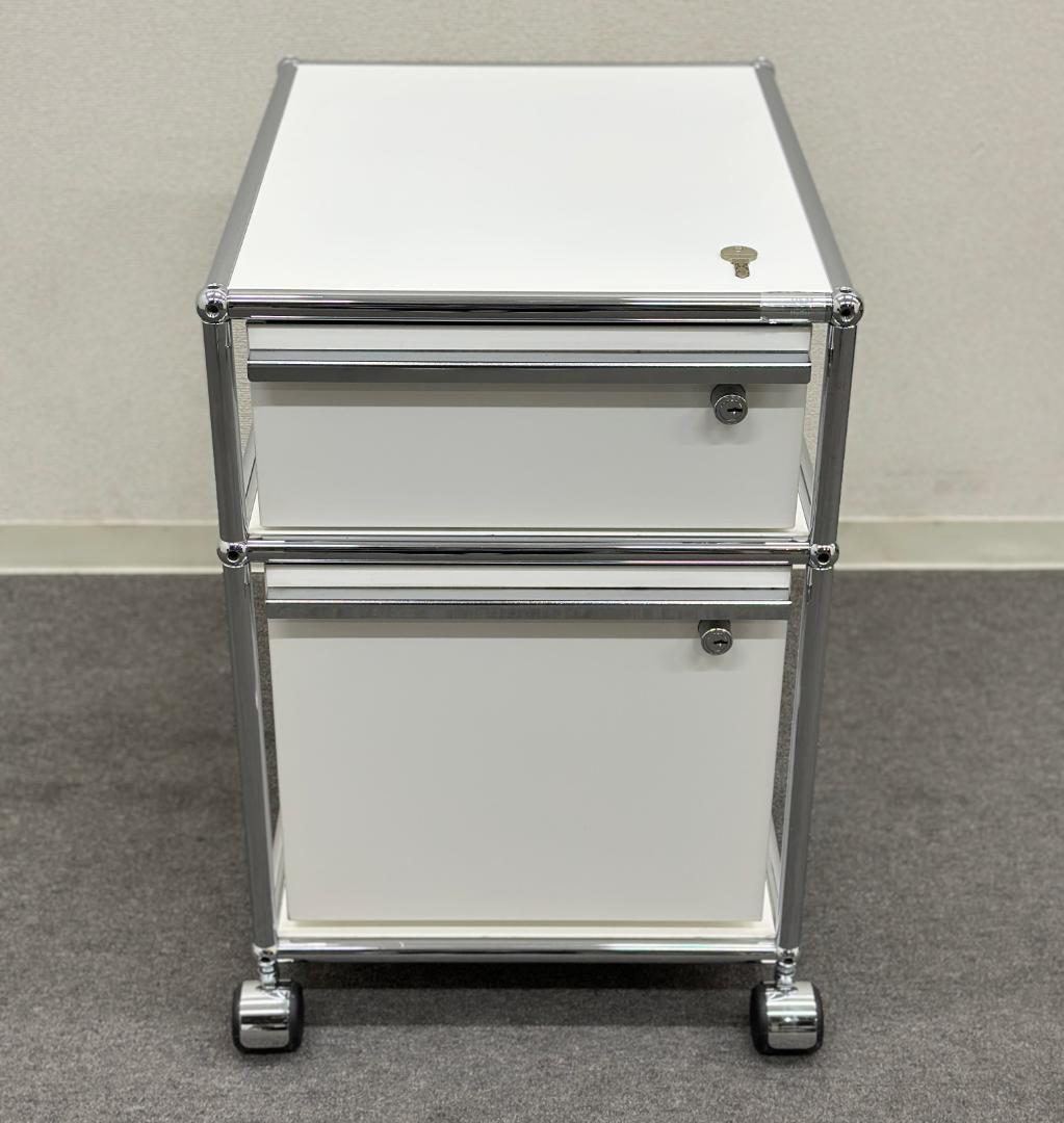 USM/ハラーシステム■ロールボーイ　デスクワゴン　2段　鍵あり　ホワイト　白