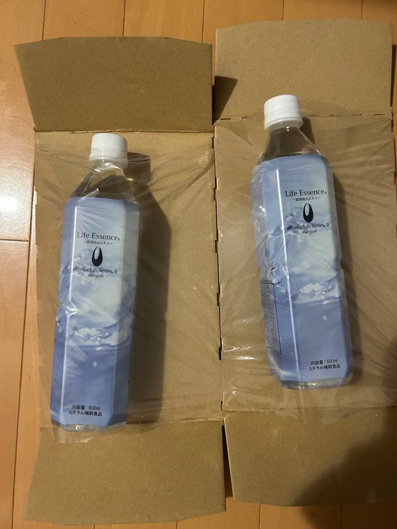 【新品未使用】ライフエッセンス　600ml×2本