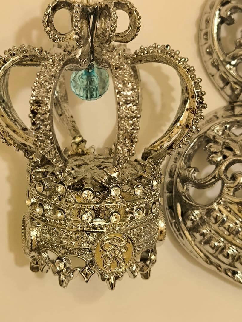 ハート型ガラスボトル 青と銀のクリスタル装飾