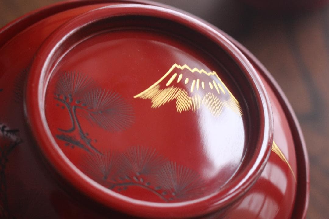 保管傷有！時代朱漆に風情ある富士松沈金の映えるお椀2点（検輪島塗蒔絵椀煮物椀