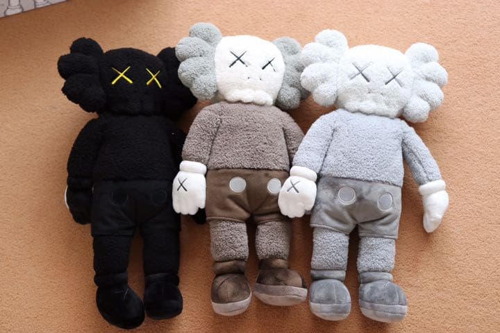 kaws holiday hong kong 3体セット ぬいぐるみ