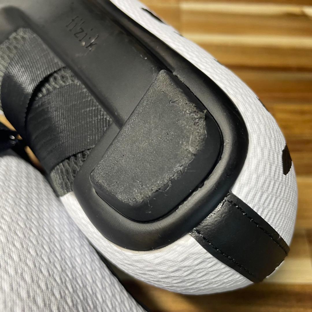 fizik VENTO STABILITA CARBON 限定カラー 43.0