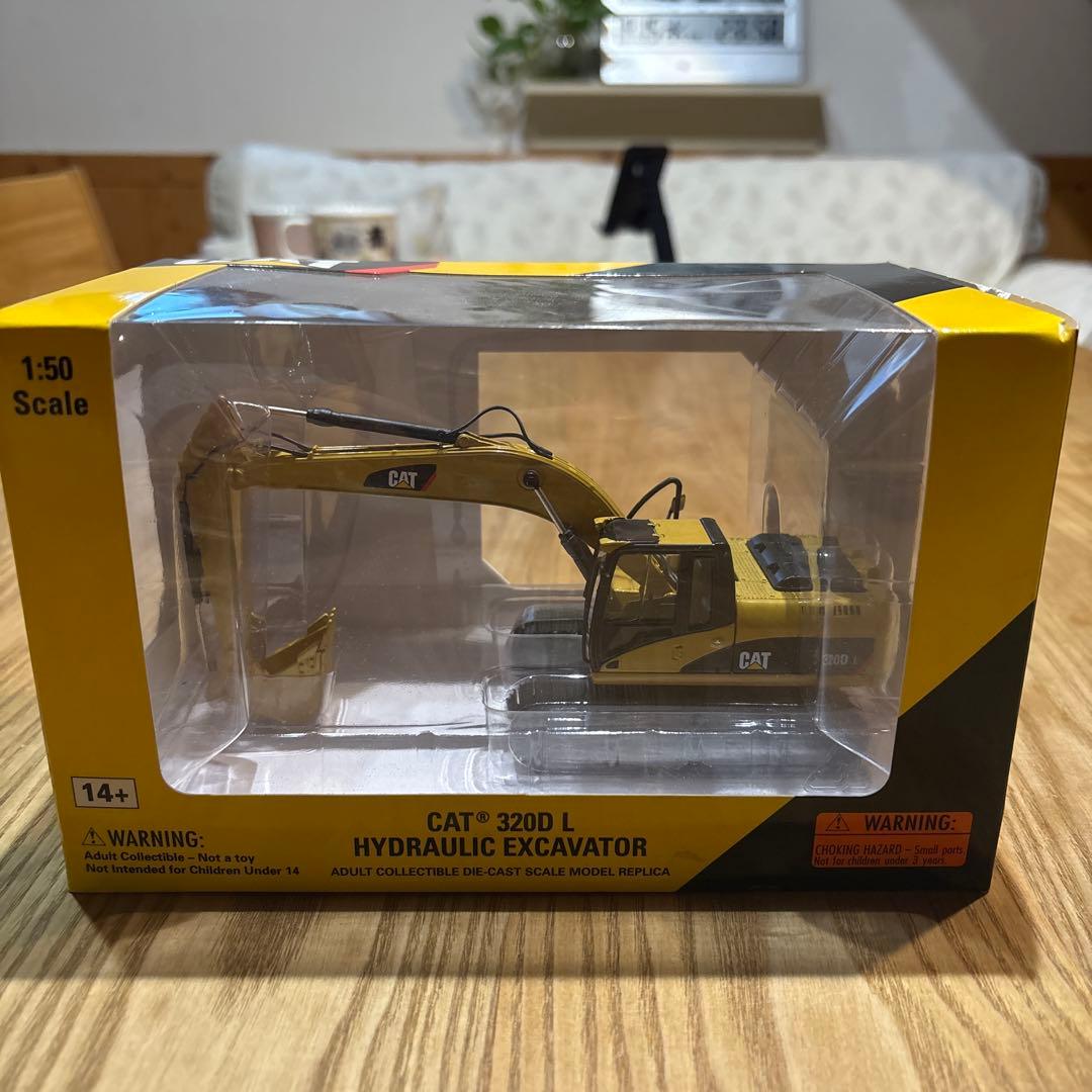 CAT 320D L 油圧ショベル 1:50スケール