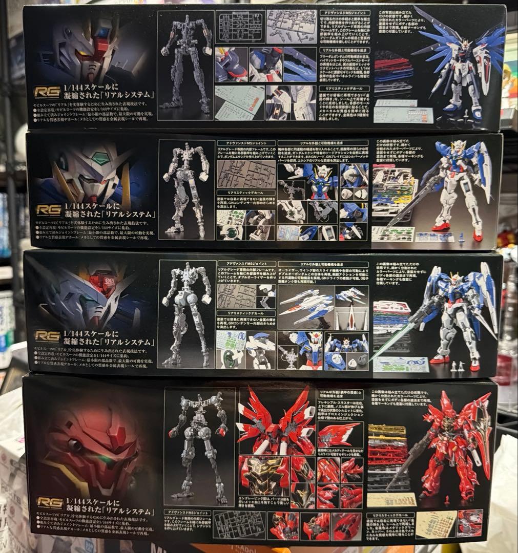 RG ガンプラ　エクシア　ダブルオーライザー　ストライク　シナンジュ　新品