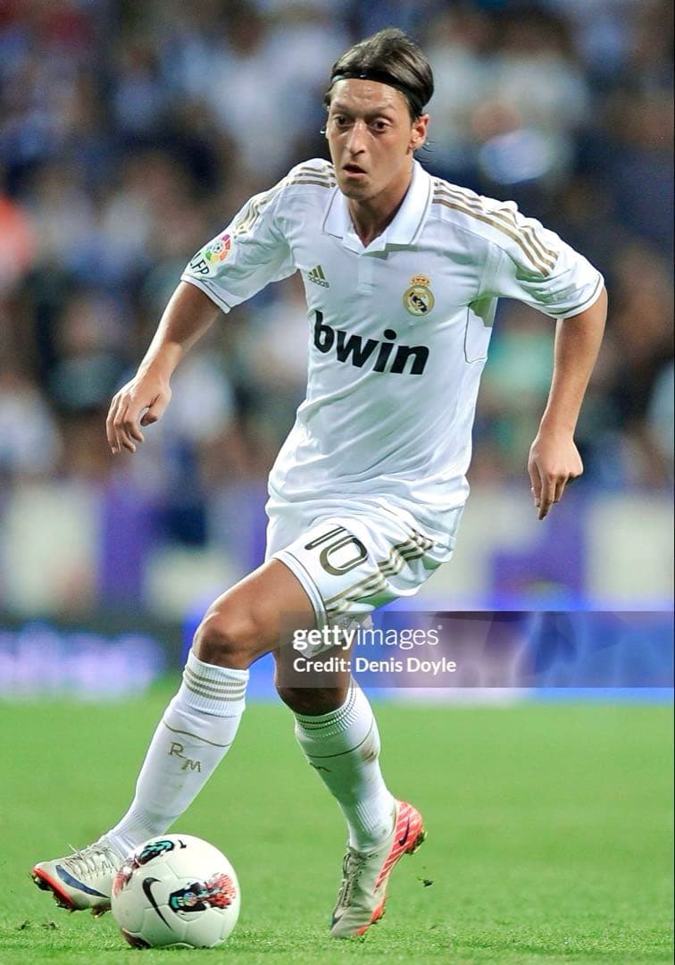 【新品/タグ付き】11/12 レアル・マドリード ♯10 エジル【Mサイズ】