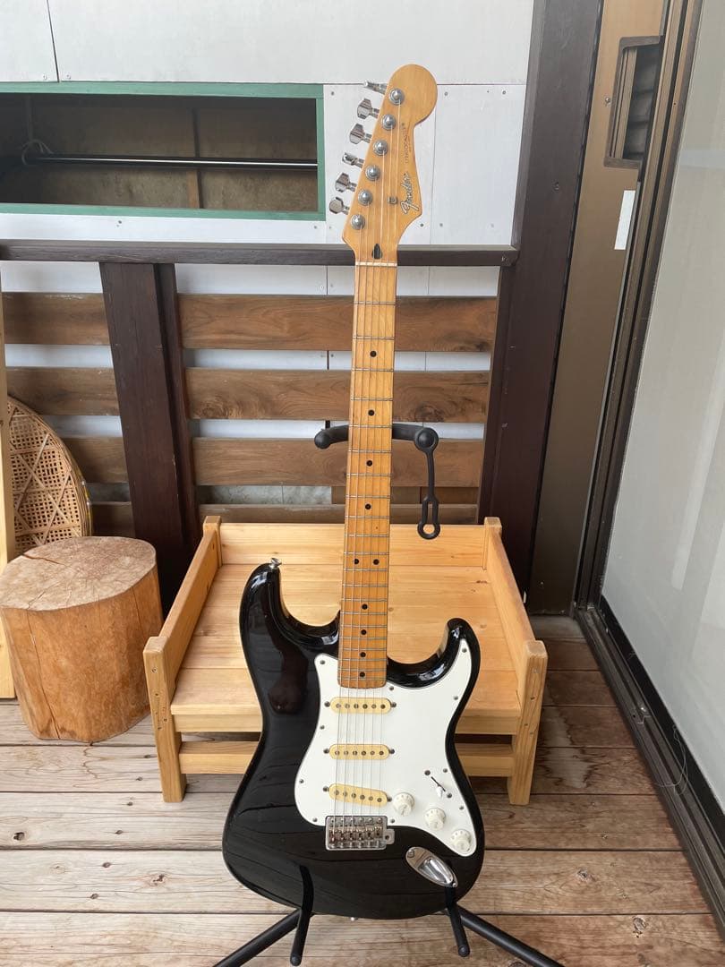 Fender Japan ストラトギター