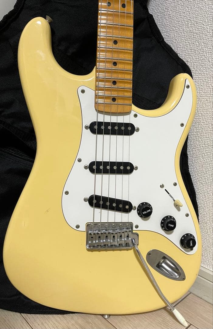 Fender Japan ST72-86DSC ストラトキャスター イングウェイ