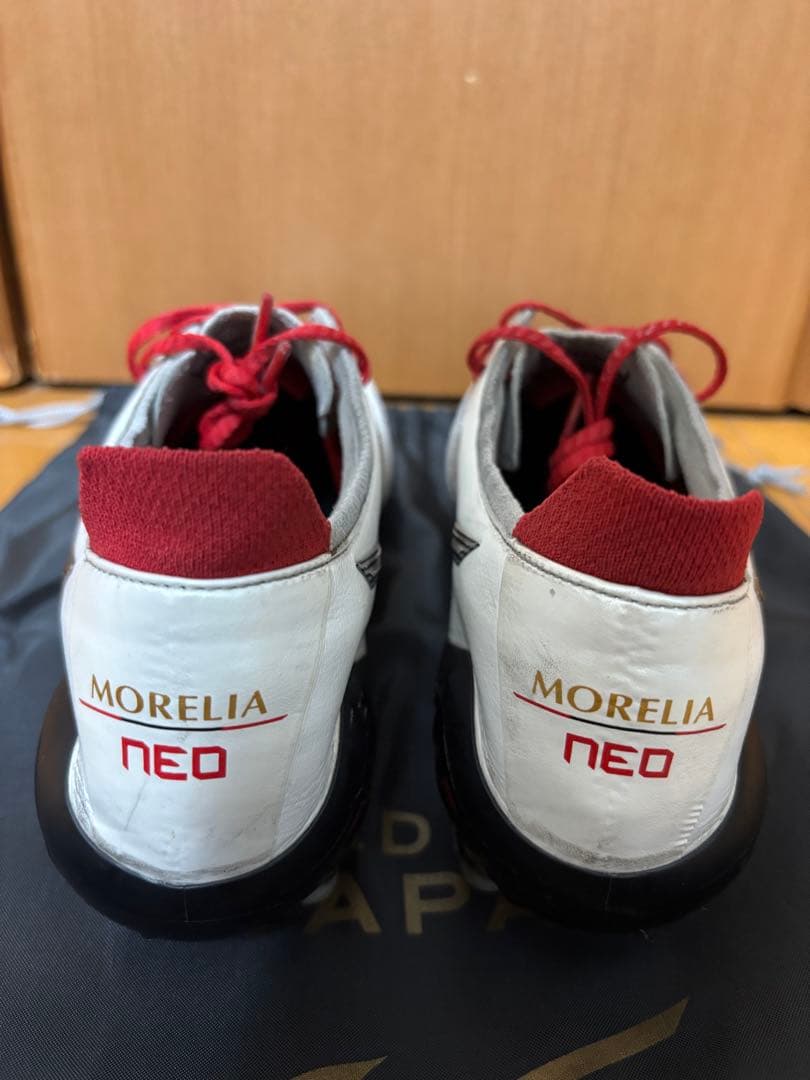 Mizuno モレリア　ホワイト/レッド スパイクシューズ　28cm