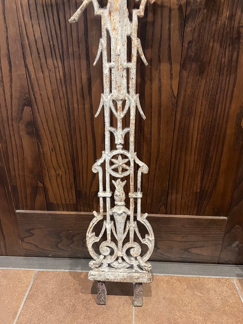 フランスアンティーク　アイアンクロス　鉄製十字架　キリスト　オブジェ