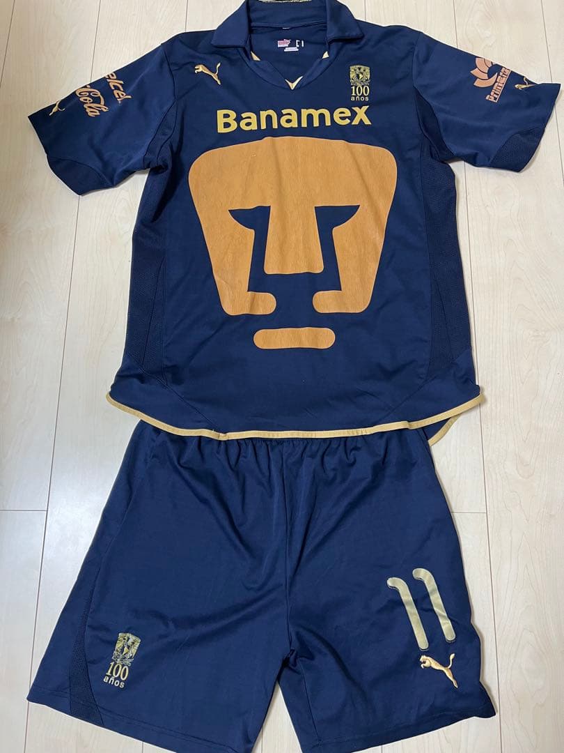 Puma Pumas UNAM サッカーウェア 100周年記念　上下セット