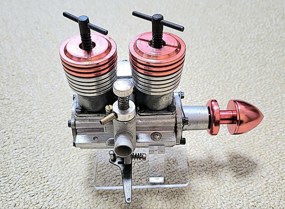 ラジコン飛行機用エンジン AULORA TAPLIN TWIN MARK Ⅲ