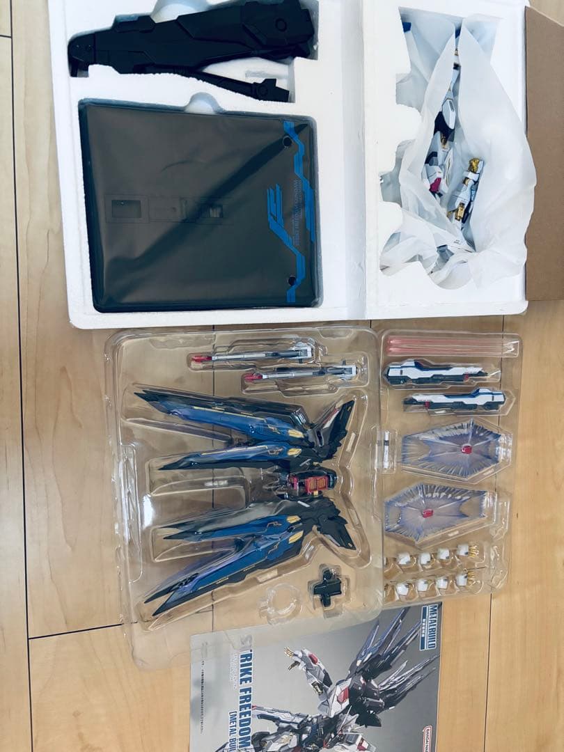 L BUILD メタルビルド　ガンダム