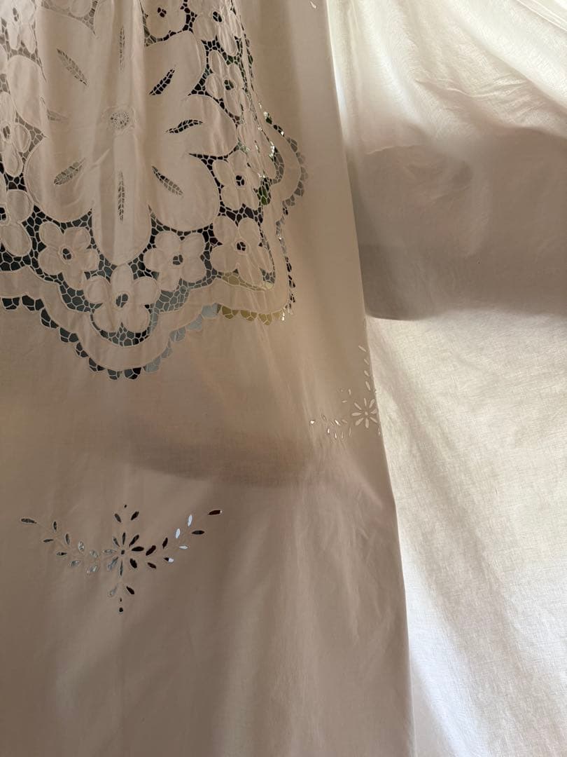 SALE❣️レア♡フランスアンティークஐ花刺繍のホワイトカーテンஐ⋆大判