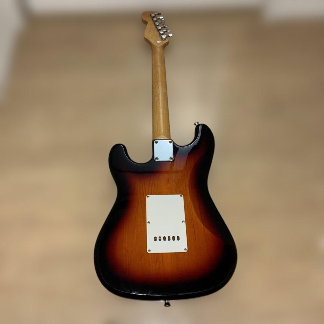 メイプル指板　いい音selder ストラトキャスタータイプ　弦高調整済み　です
