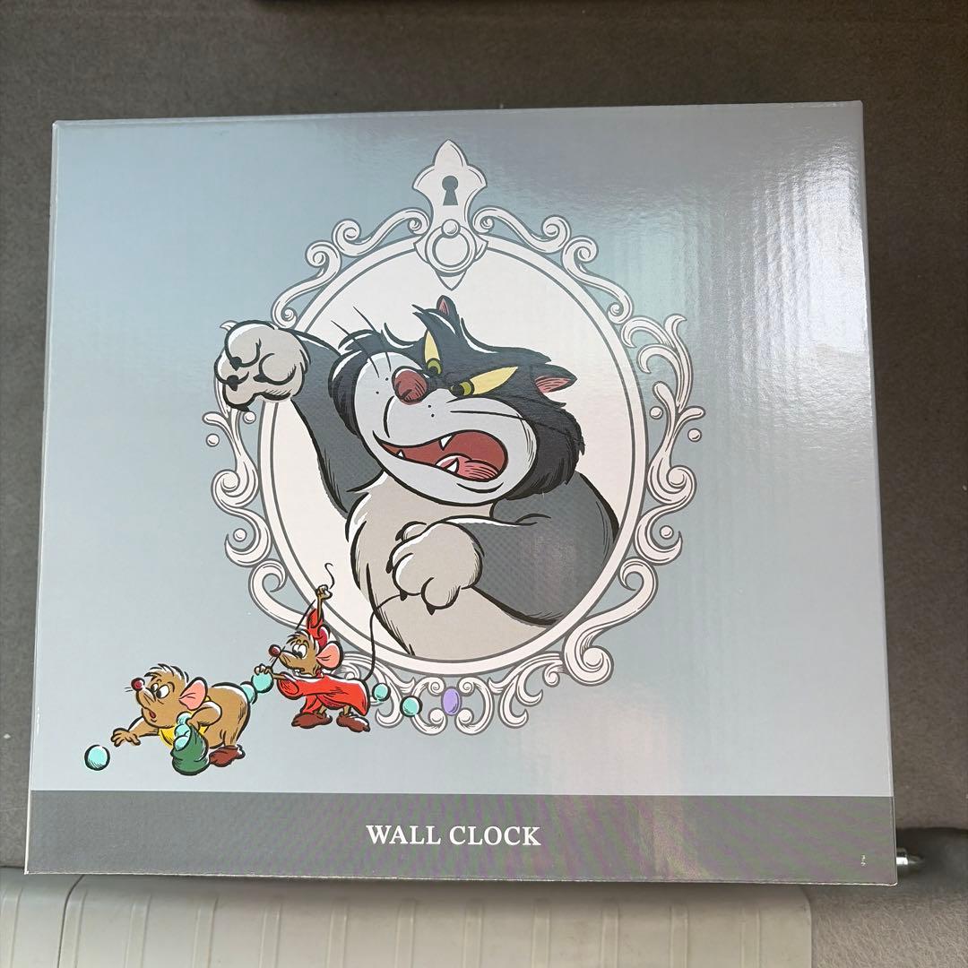 ルシファー　時計　ディズニーストア