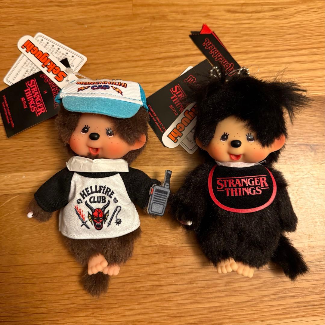 モンチッチ キーチェーン ストレンジャーシングスコラボ ヘルファイア