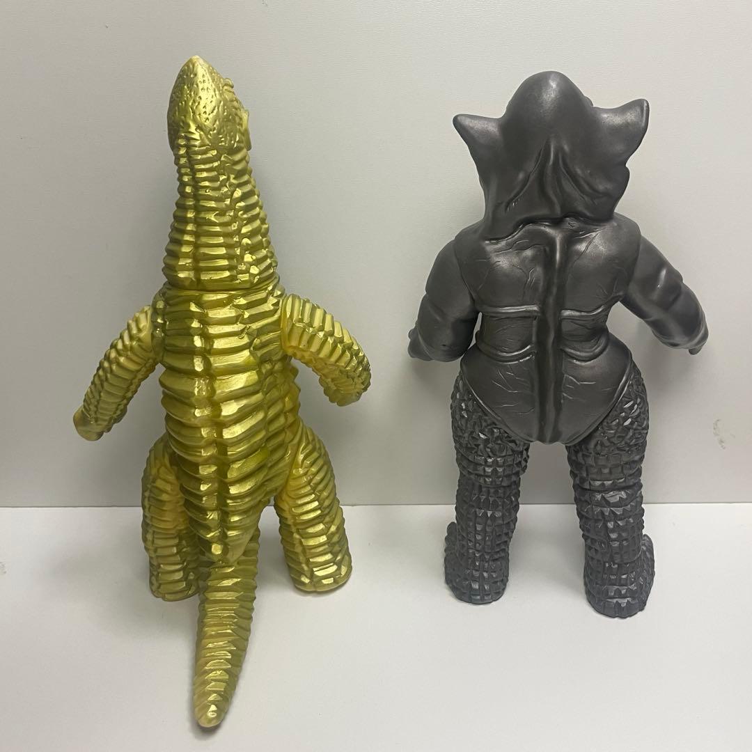 ブルマァク　復刻　1991 レッドキング　メフィラス　2体セット