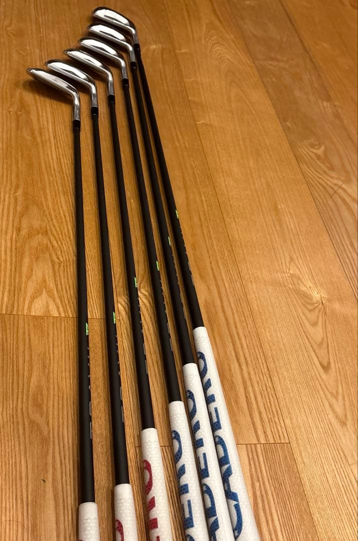 ブリヂストン242cb+アイアン　トラヴィル85s メーカーカスタム