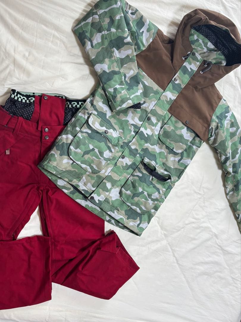 nima スキーウェア　スノーボードウェア　迷彩　レディース