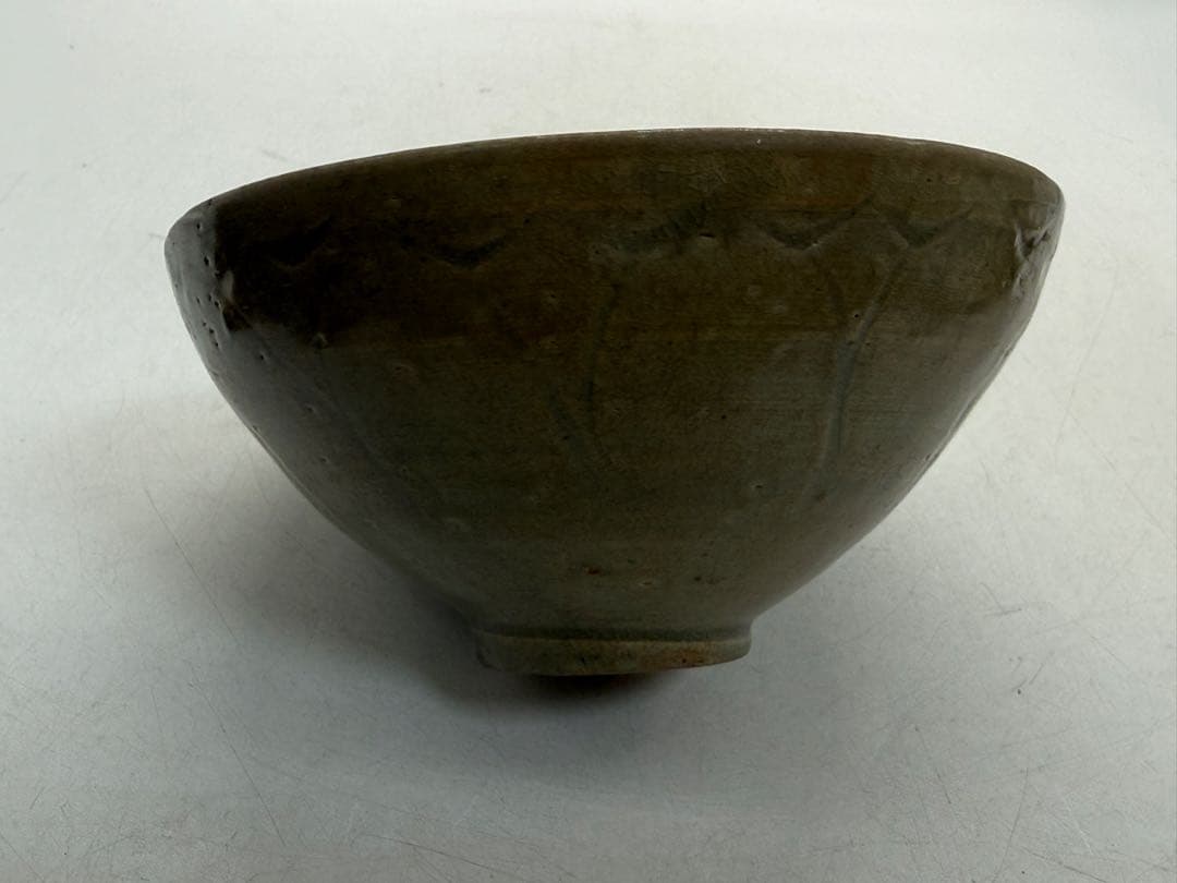 高麗青磁　蓮弁紋お碗　アンティーク　送料込み251217