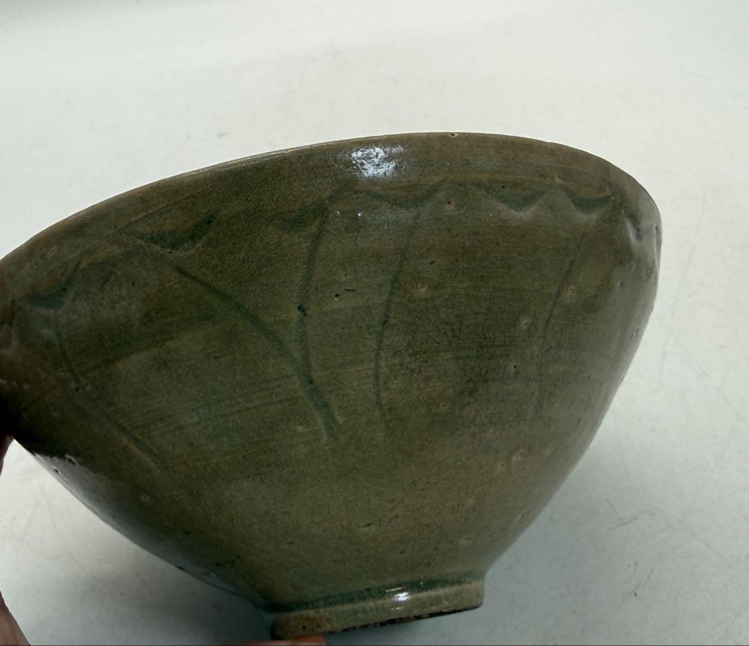 高麗青磁　蓮弁紋お碗　アンティーク　送料込み251217