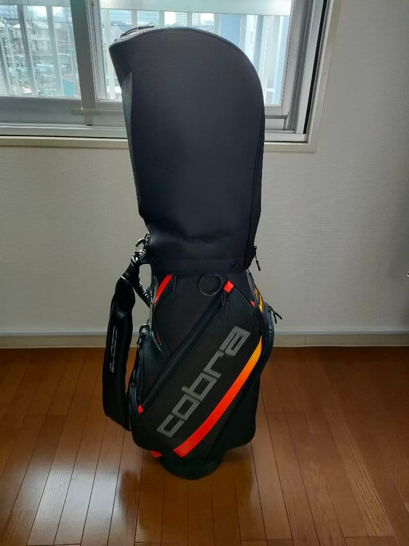 Cobra キャディバッグ フード付き 黒/オレンジ