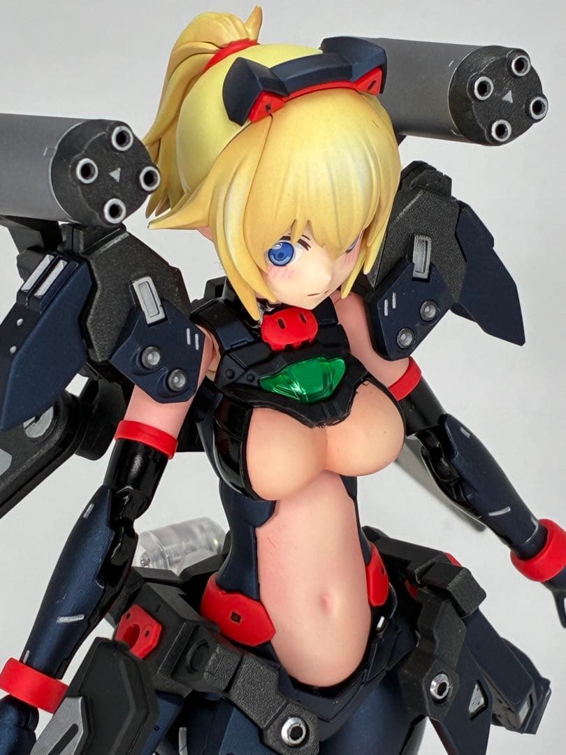 あばたーふみな　完成品　全塗装　リックディアス風　ガンプラ　ガンダム