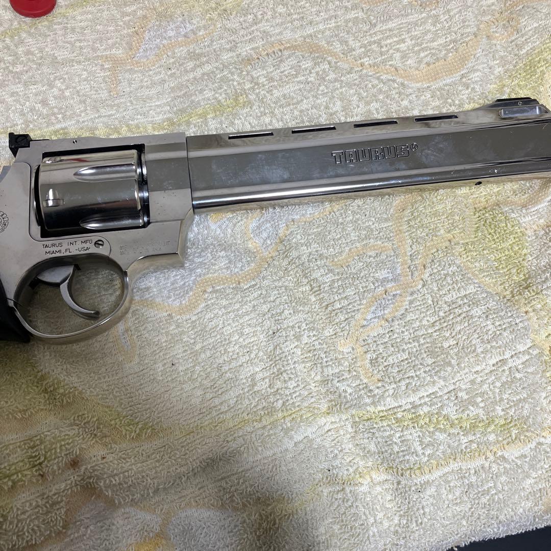 【最終値下げ】マルシン レイジングブル リボルバー 8mm BB弾500発付き