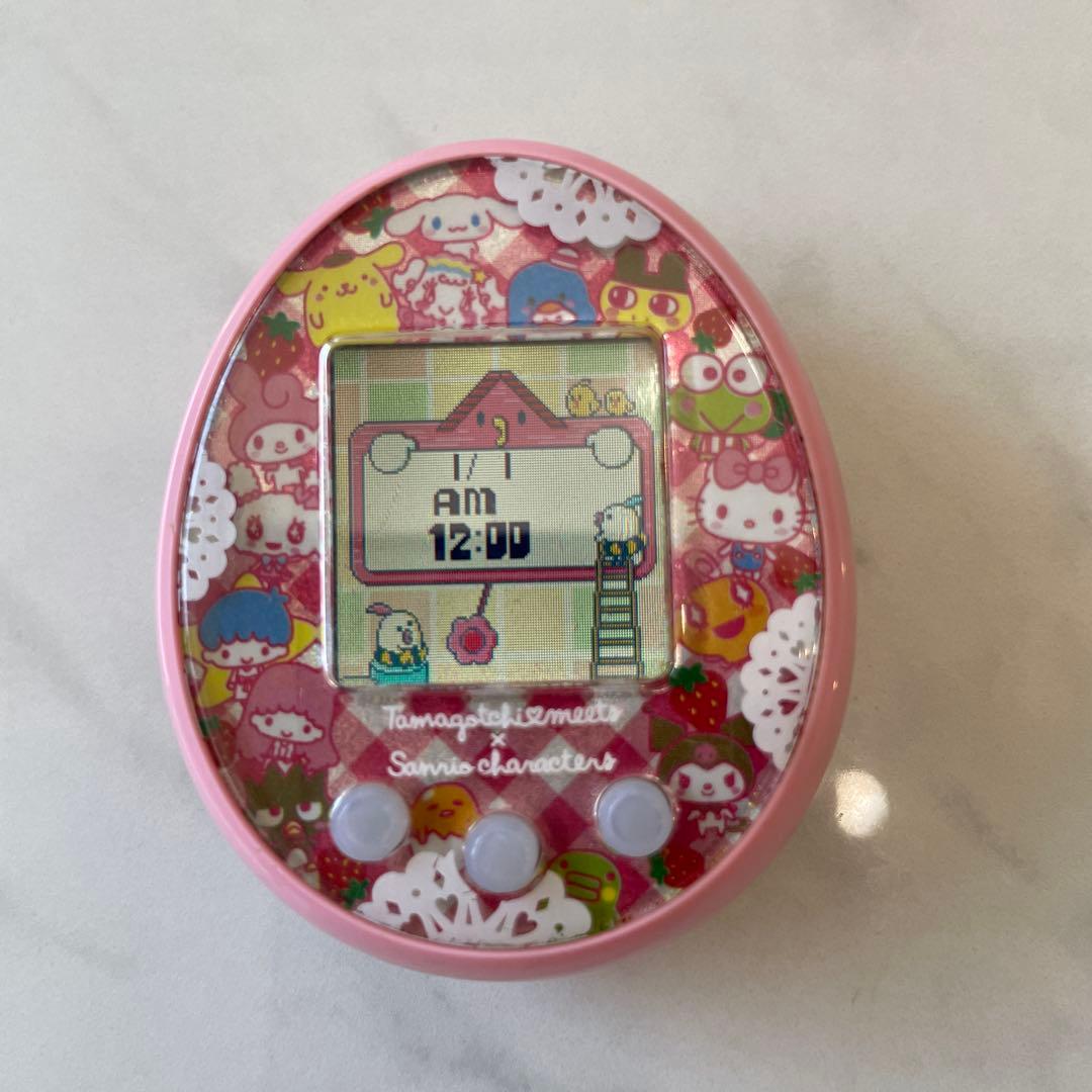 たまごっちみーつ　サンリオ　ピンク