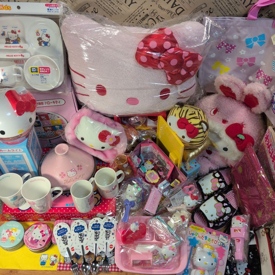 ハローキティグッズまとめ売り40点セット