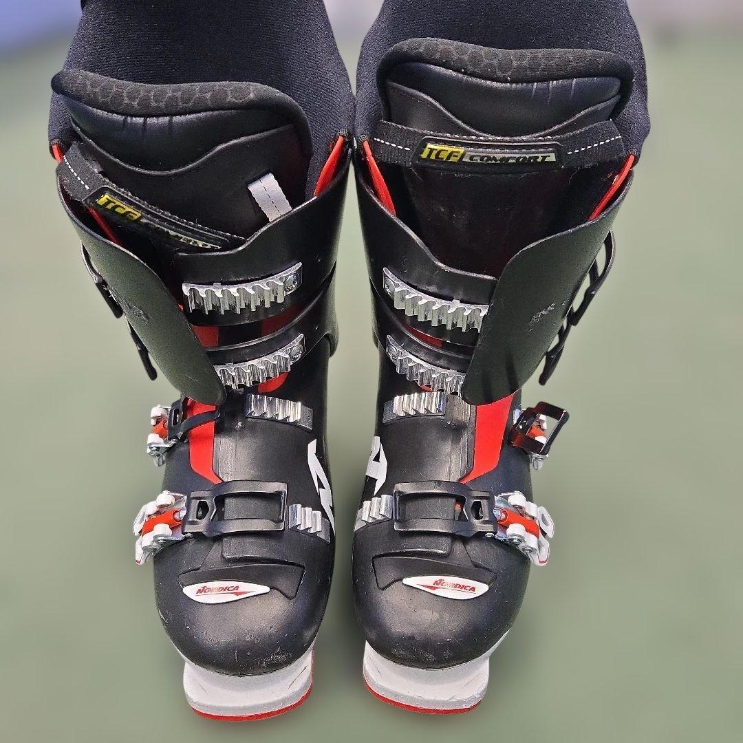 Nordica 女性用スキー ブーツ 黒/赤/白