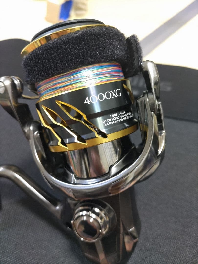 ＧＷまで出品。 美品！ 20ツインパワー4000XG C5000XGスプール付き