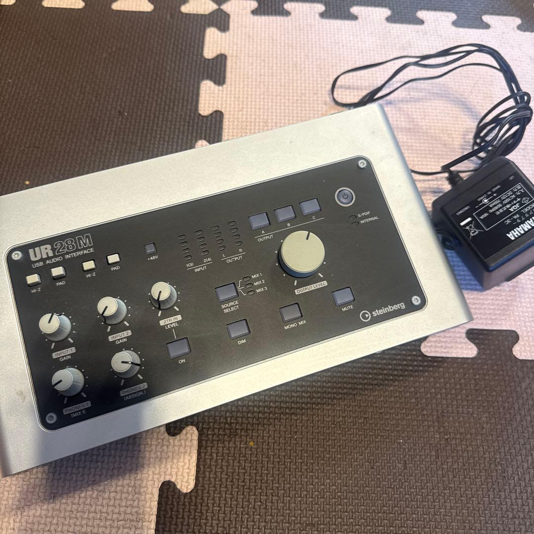 Steinberg UR22M オーディオインターフェイス 本体